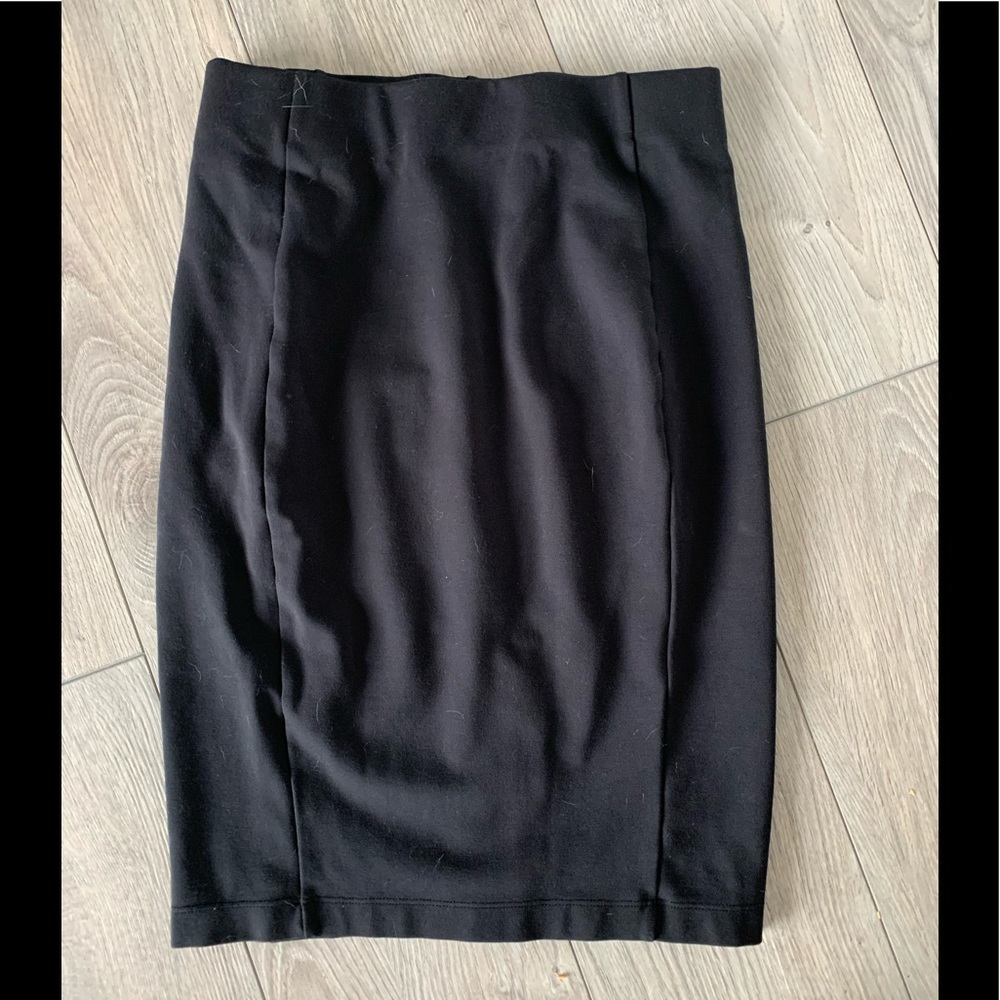 2/$20 - Fitted Pencil Skirt